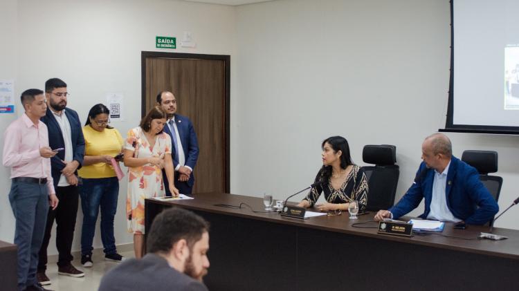 CCJ aprova parecer favorável ao projeto que oficializa a Semana do Servidor Público do Poder Legislativo no Amapá