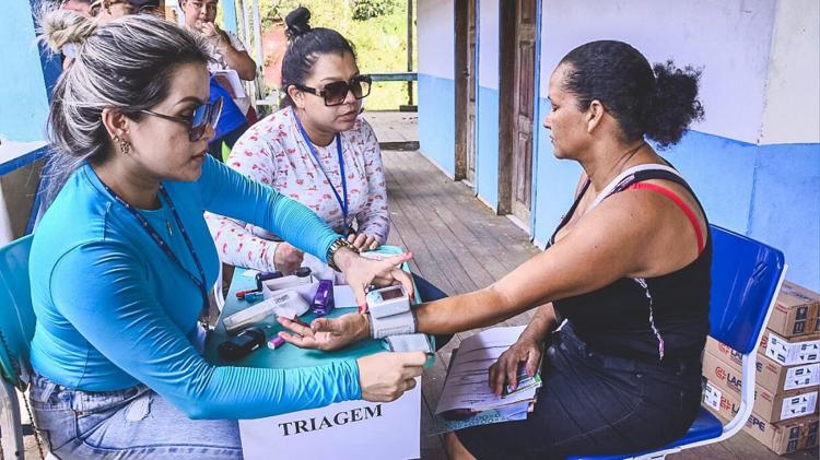 Ação humanitária do Governo do Amapá garante 200 atendimentos de saúde para famílias do Bailique