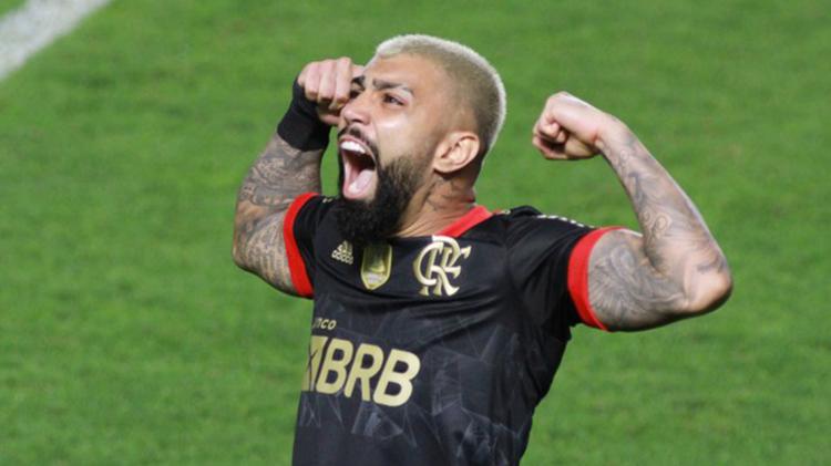 Desde sua chegada ao Flamengo, em 2019, Gabigol supera em gols por clubes Messi, Mbappe e CR7