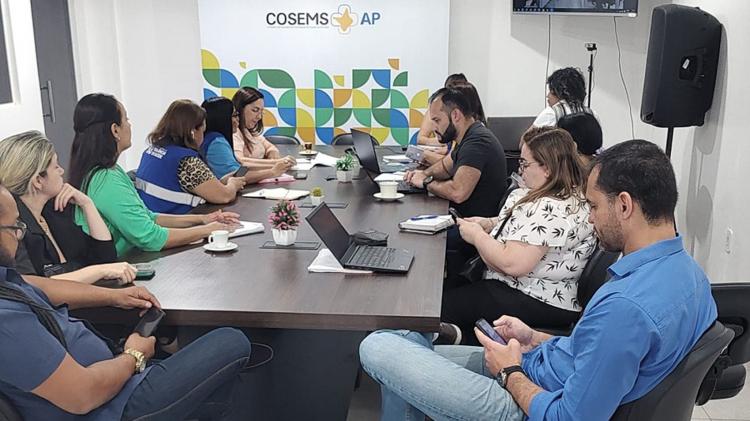 Governo do Estado articula com Ministério da Saúde vinda de profissionais e exames para o combate ao surto de síndromes gripais