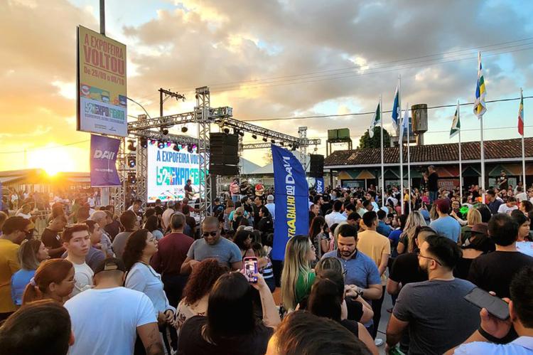 Mais de 1,3 mil artistas amapaenses concorrem às vagas para a programação cultural da 52ª Expofeira