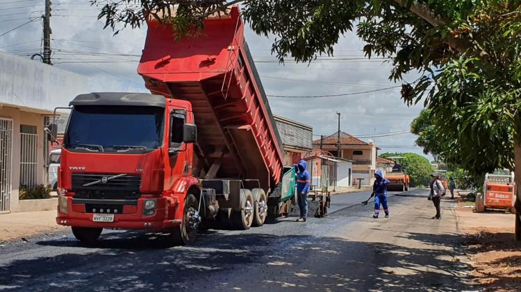 Mobilidade Urbana: Governo do Estado pavimenta via que interliga bairros da zona norte de Macapá