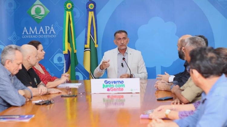 Concursos públicos: Waldez lança editais para soldado do Corpo de Bombeiros e Polícia Militar