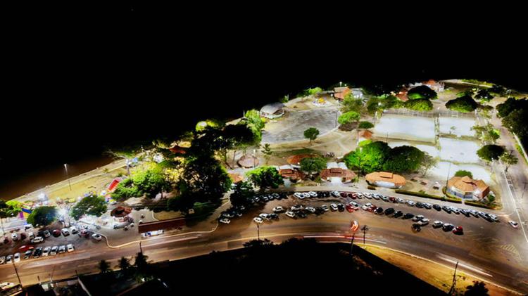 Mais de 140 pontos de iluminação em LED são revitalizados pela Prefeitura no Complexo do Araxá