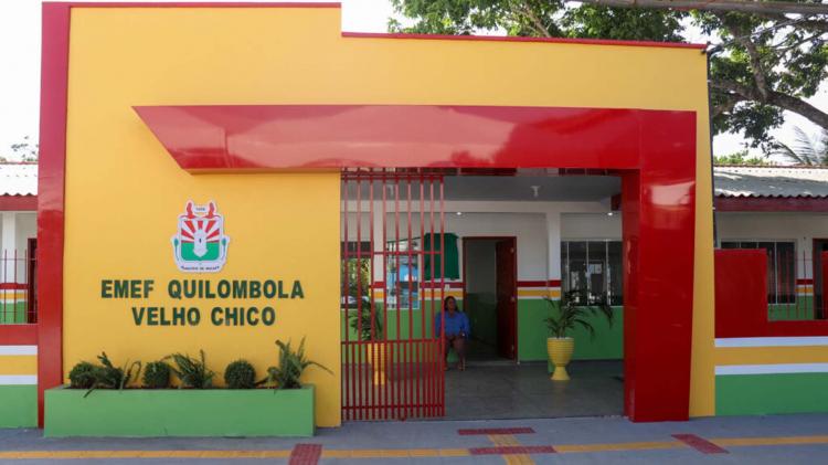 Dr. Furlan entrega Escola Municipal Velho Chico para a comunidade quilombola do Curralinho