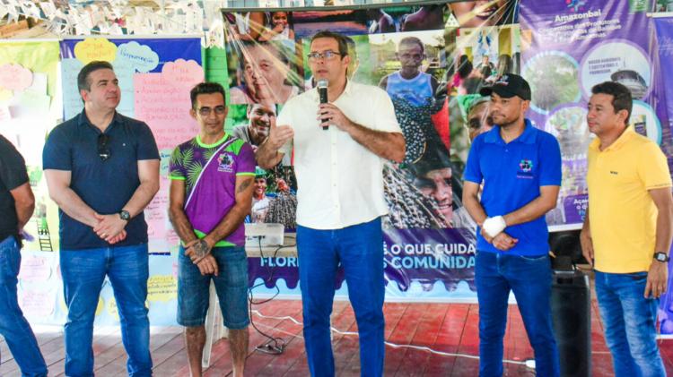 Prefeitura realiza ação de licenciamento ambiental para produtores no Arquipélago do Bailique