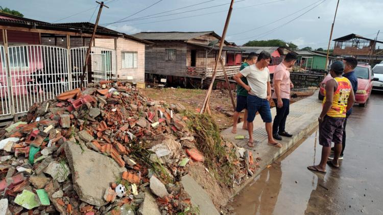 Prefeitura de Macapá orienta sobre descarte irregular de lixo em vias públicas da cidade 