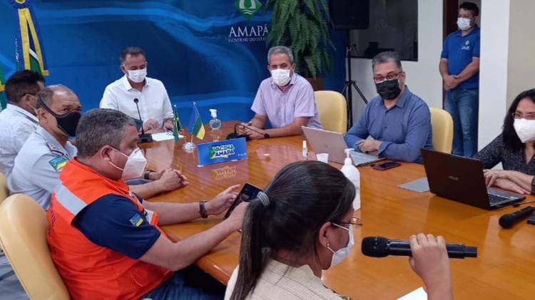 Na tarde desta segunda-feira,19, o prefeito Bruno Mineiro participou de reunião com o governador Waldez Goes