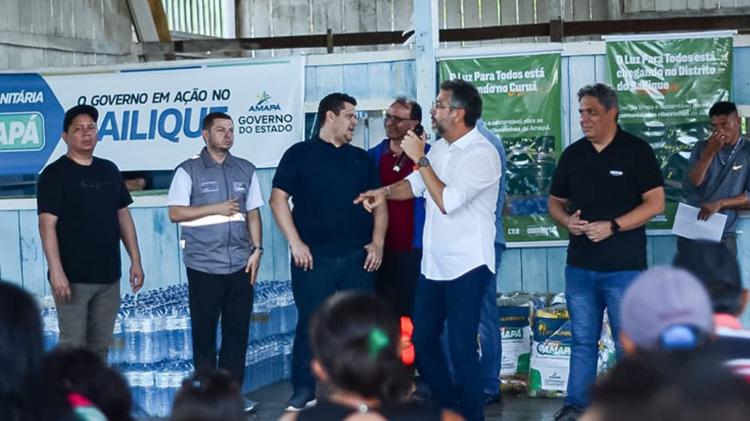 Governador Clécio Luís comanda ação humanitária com entrega de alimentos, água potável