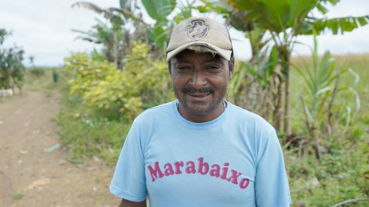 ‘Melhorou com a chegada dos equipamentos’, diz agricultor do Maruanum que usa mecanização doada pela Prefeitura de Macapá