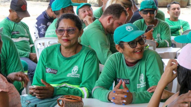 Garis comemoram dia com homenagens promovidas pela Prefeitura de Macapá
