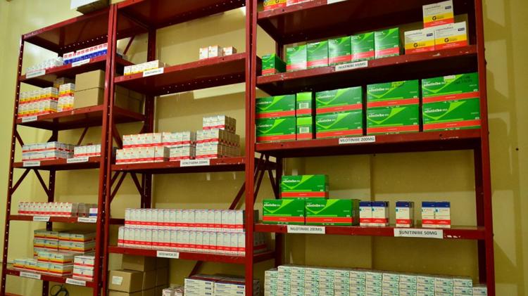 Governo do Amapá compra mais de 30 tipos de medicamentos padronizados para tratamento oncológico