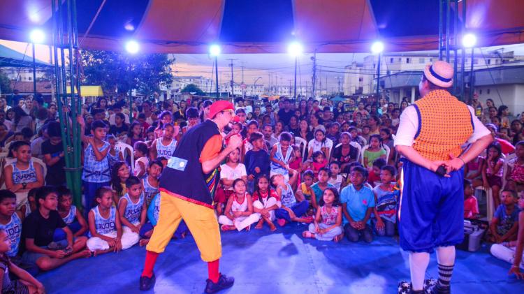 Residencial Macapaba é palco do projeto de circo e teatro