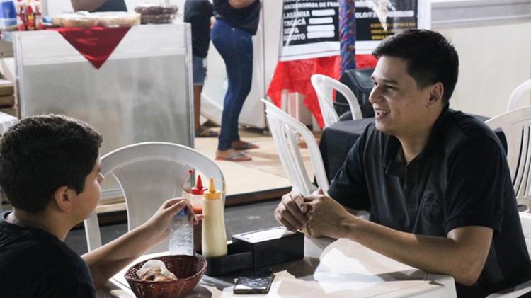 Gastronomia diversificada conquista público na abertura do 28º Encontro dos Tambores