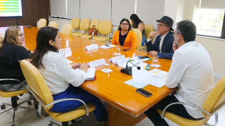 Governo do Amapá discute estratégias para fortalecer Programa Criança Alfabetizada