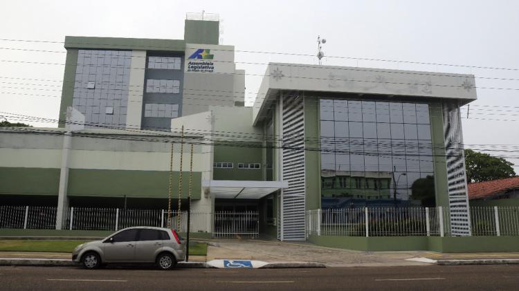 Deputados pedem implantação de CPI da Covid no Amapá