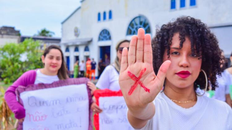 Prefeitura promove ação pelo fim da violência contra a mulher