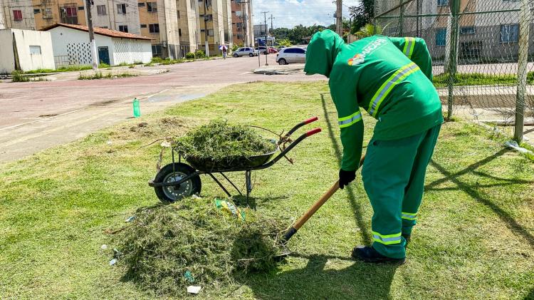 Residenciais recebem mutirão de limpeza, em Macapá