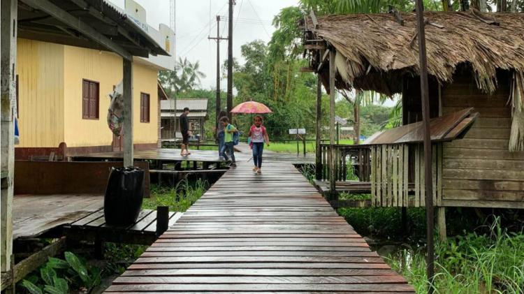 Prefeitura de Macapá entrega 1,3 km de ponte em comunidade do Bailique