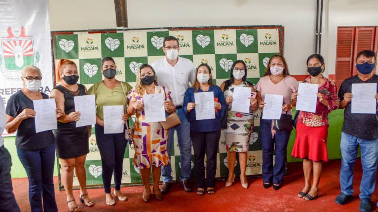 Prefeito de Macapá assina ordem de serviço para reforma de 10 escolas municipais