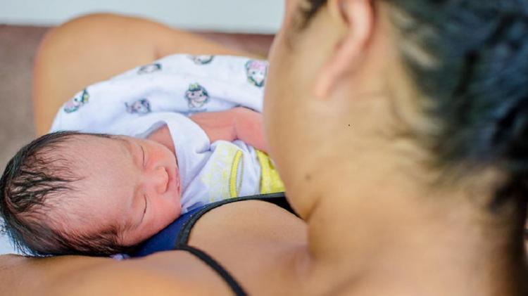 ‘A vacina na gravidez traz proteção para nós e nossos bebês’, diz mãe de quatro crianças