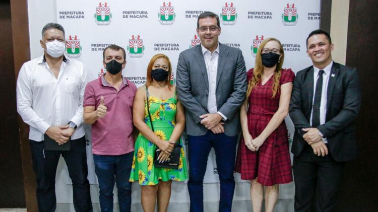 Prefeito de Macapá anuncia reajuste salarial linear de 10,06% para servidores públicos municipais