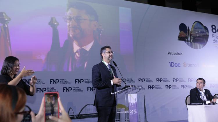Governador do Amapá destaca importância do conselho da federação durante 84ª Reunião Geral da Frente Nacional de Prefeitos, em Brasília