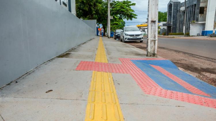 Prefeitura de Macapá dará desconto de 20% no IPTU para proprietários que construírem calçadas padronizadas