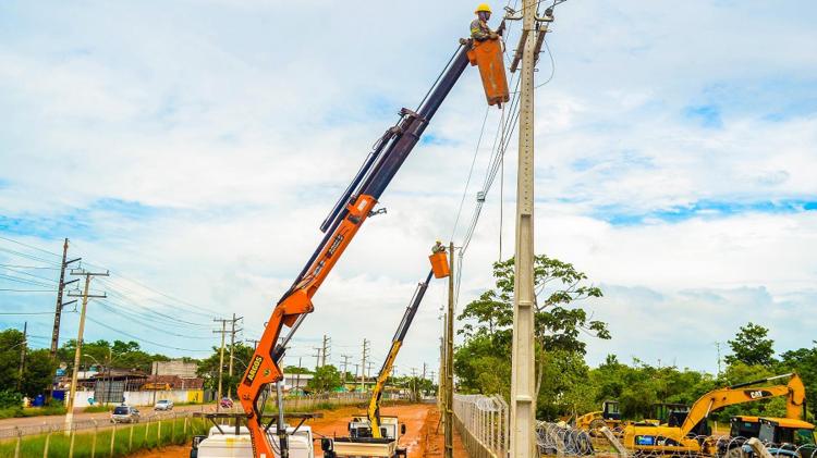 Governo reorganiza rede elétrica na Duca Serra para iniciar obra do Viaduto da Integração
