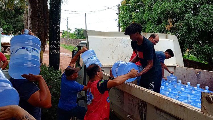 Governo do Estado envia 20 mil litros de água potável para moradores das zonas rurais do município de Amapá