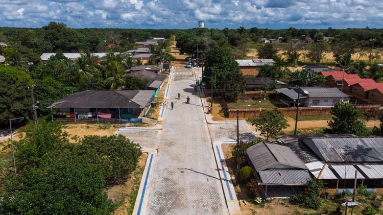 Prefeito Dr.Furlan inaugura pavimentação com bloquetes no Pacuí