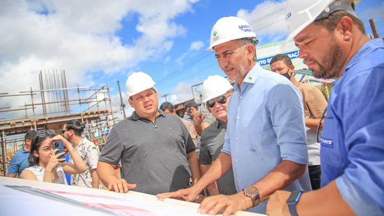 Mobilidade Urbana: Waldez inspeciona obras nas rodovias Norte-Sul e Viaduto da integração