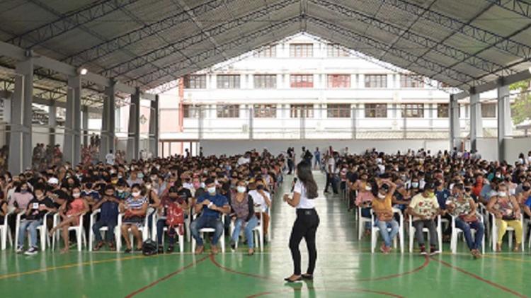 Amapá Jovem: ingresso de bolsistas das zonas sul e oeste marca aula inaugural em Macapá