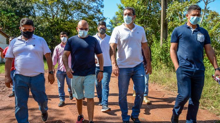 Dr. Furlan amplia caminhada por bairros da capital