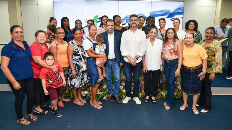 Governo do Amapá assina termos com a Agência Nacional de Assistência Técnica e Extensão Rural para beneficiar produtoras agrícolas e da pecuária