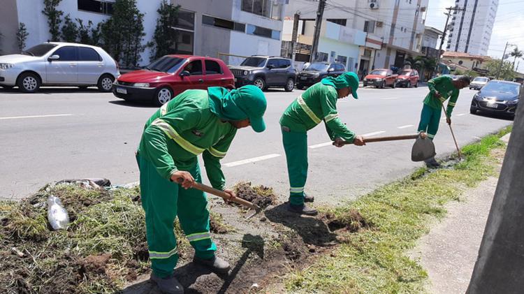Zeladoria Urbana inicia limpeza no Conjunto Habitacional Açucena