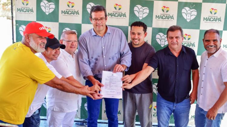 Prefeito de Macapá assina ordem de serviço para revitalização de arena na zona sul de Macapá