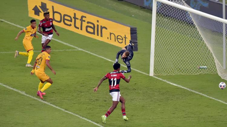 Flamengo se impõe na técnica, mas precisa evoluir coletivamente para reta final da temporada