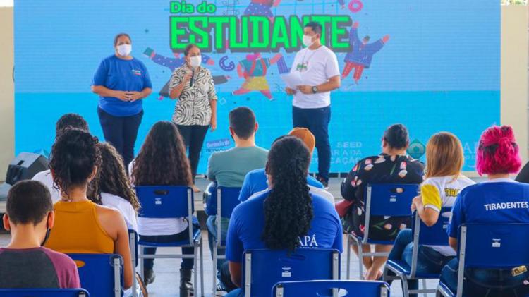 Dia do Estudante: mais de mil alunos acompanharam a programação cultural e científica da live #Conectados