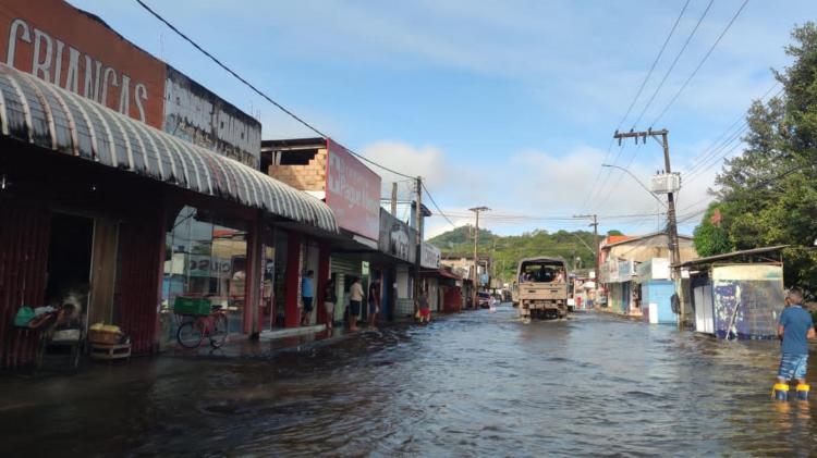 Linha de crédito: Governo do Amapá já atendeu 240 empreendedores atingidos pela cheia do Rio Jari