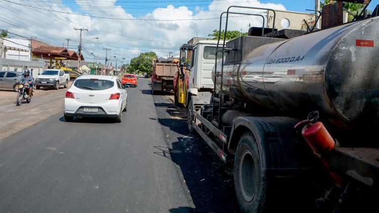 Rua São Paulo começa a receber os serviços de pavimentação