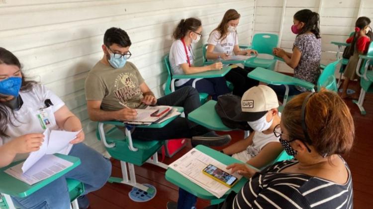 Parceria: Prefeitura leva acadêmicos de medicina da Unifap para ação de atendimento médico para região da Pedreira