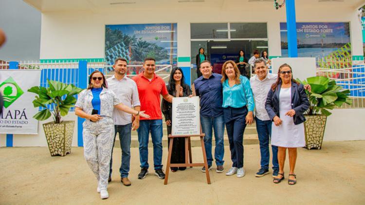 Governo do Amapá entrega nova sede do Super Fácil em Oiapoque