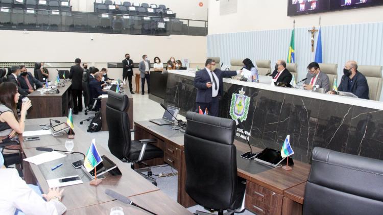 Por unanimidade, plenário da Assembleia Legislativa aprova indicação de Odival Monterrozo, Jaime Penante e Paulo Roberto de Mendonça para a ARSAP