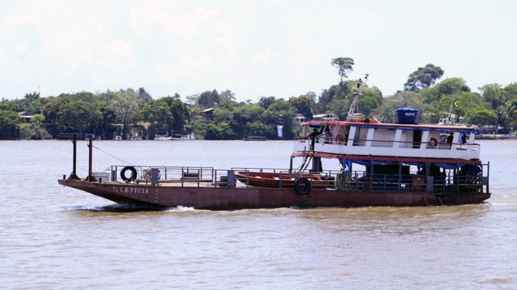 Governo do Amapá envia 3ª remessa de 100 mil litros de água potável para o Bailique