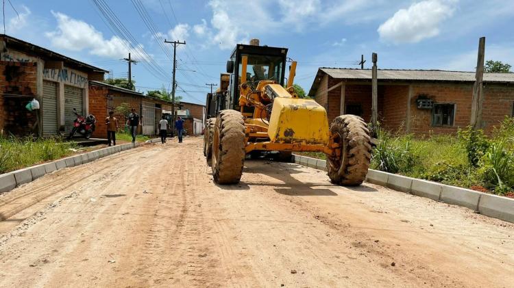Prefeitura de Macapá inicia pavimentação que vai beneficiar 27 vias do bairro Marabaixo 4