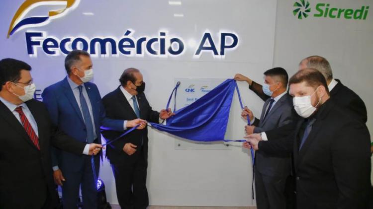 Governador destaca parceria com setor empresarial, em inauguração da nova sede da Fecomércio