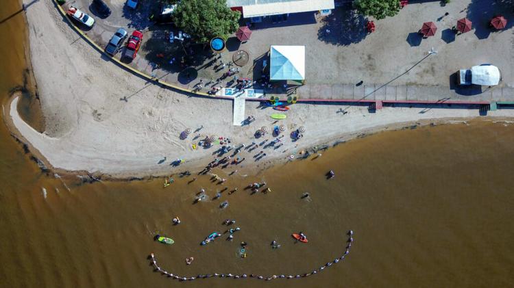 1ª competição de natação em águas abertas acontece neste sábado (16), em Macapá